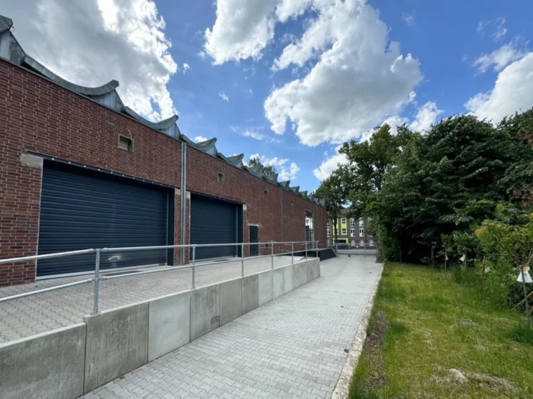 Sanierte Backsteinhalle in absolut zentraler Lage