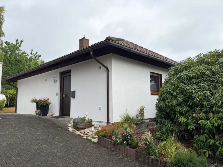 *RESERVIERT* Barrierearmes Wohnen auf einer Ebene: Gepflegter Bungalow mit schönem Grundstück nahe Hamm.