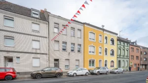Attraktives Renditeobjekt: Solides Dreifamilienhaus mit Entwicklungspotenzial in Zentrumslage