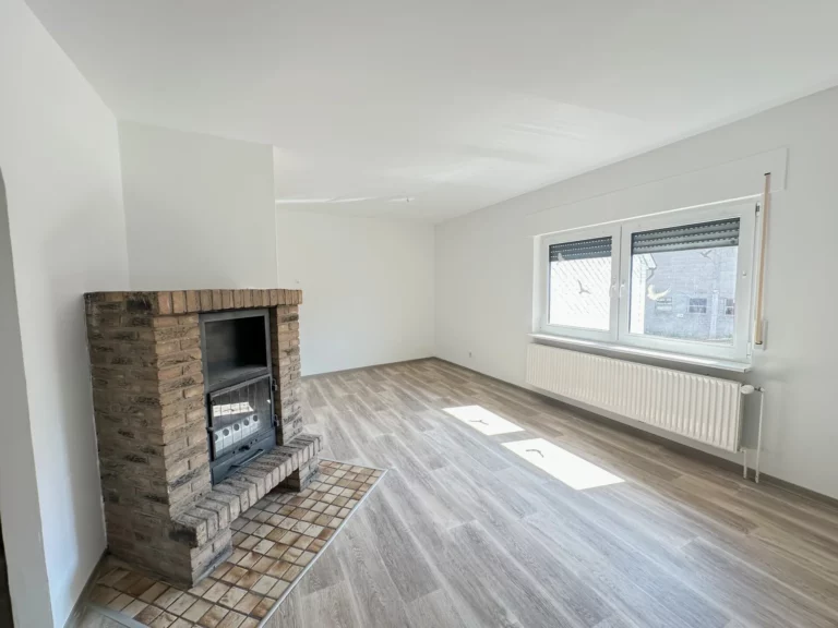Helle 3-Zimmer-Wohnung im Obergeschoss mit großzügigem Küchen- und Essbereich!