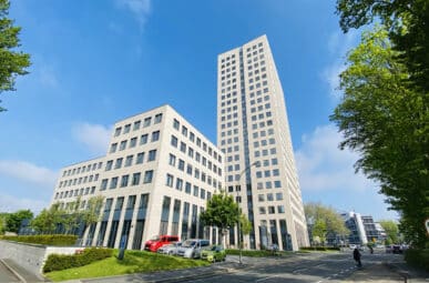 *PROVISIONSFREI* Büro- / Praxisräume mit ca. 795 m² an der B1 zu vermieten!