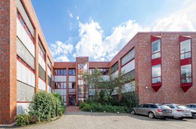 *Provisionsfrei* ca. 920 – 1.393 m² Büro-/Praxisfläche Nähe Indupark zu vermieten.