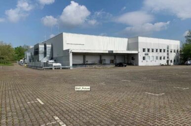 Ca 4.635 m² Hallenfläche und Büros und ca. 15.000 m² Grundstück in Dortmund-Oestrich zu vermieten!