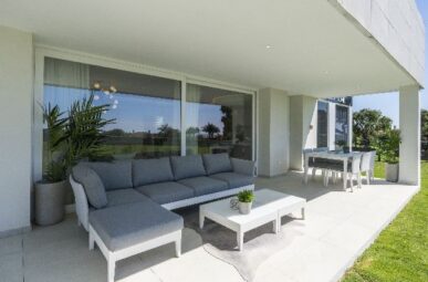 EIGENTUMS-/PENTHOUSEWOHNUNGEN IN EXKLUSIVER NEUER WOHNANLAGE SAN ROQUE – CADIZ