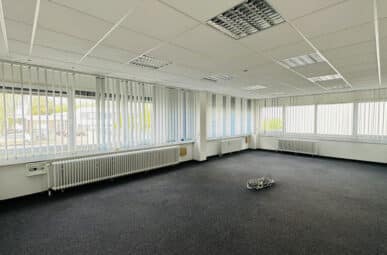 *PROVISIONSFREI* ca. 430 m² Büro-/Praxisräume zu vermieten
