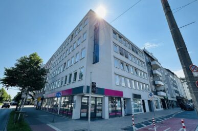 *PROVISIONSFREI* ca. 235 m² Büro-/Praxisfläche in Do-City zu vermieten!