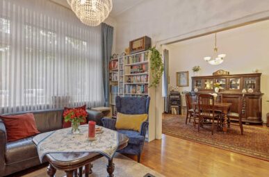 Stilvolle 3-Zimmer-Altbauwohnung im Erdgeschoss in Ratingen-Mitte