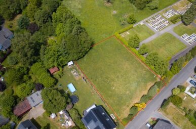 Bauplatz für ein Ein- oder Zweifamilienhaus! Nur 4 km von Hachenburg entfernt.