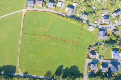 Mehrere Baugrundstücke, „noch zu vermessen“ in idyllischer Lage von Morsbach!