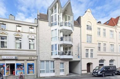 Handwerker aufgepasst: Büro mit Werkstatt, Lager und Stellplätzen!