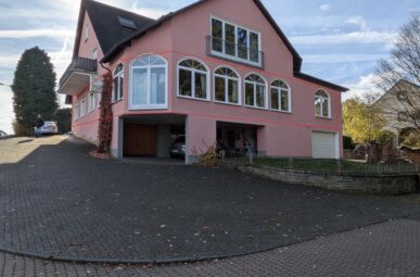 Barrierefreie Gewerbefläche mit ca. 110 m² und 10 Stellplätzen – Ideal für Praxis oder Büro!