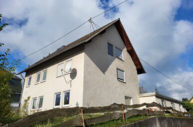 Kapitalanleger aufgepasst: Dreifamilienhaus (aufgeteilt in 3 ETW) in guter Stadtlage von Montabaur!