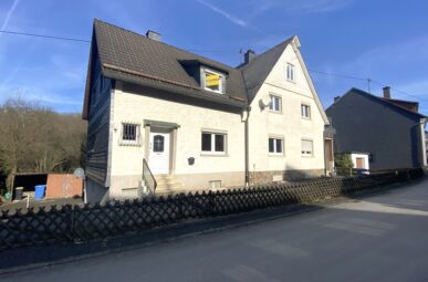 Doppeltes Wohnpotenzial am Park – 
Zwei Häuser, viele Möglichkeiten!