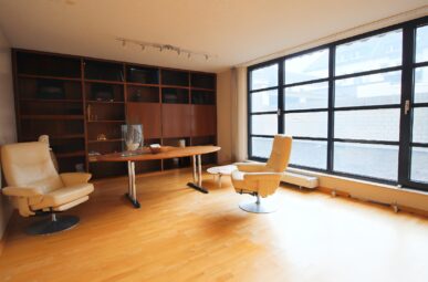 KREFELDER STADTMITTE: BÜRO, Praxis  im erdgeschoss zu kaufen m. Innenhof u. Garage