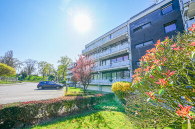 Großzügige 4-Zimmer-Wohnung mit zwei Balkonen & Tiefgarage in zentraler Lage von Wassenberg