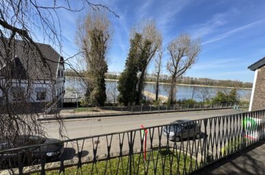 Rheinblick, Gartenidylle und  Entwicklungspotential