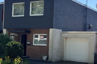 Solides familienfreundliches Reihenendhaus
-Erkrath – Unterfeldhaus-