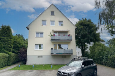 Attraktives Mehrfamilienhaus mit Abgeschlossenheitsbescheinigung in Toplage von Hennef