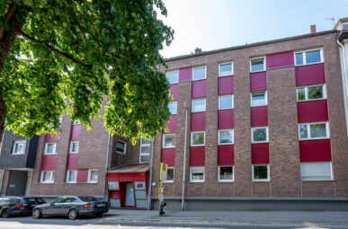 Sonnige 2-Zimmer-Wohnung mit Aufzug und Stellplatz – stilvoll, sonnig, sicher