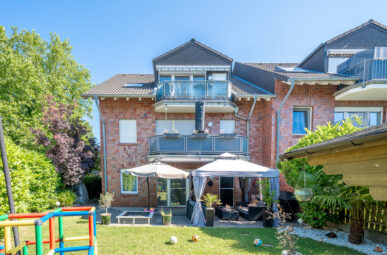 3-Zimmer-Erdgeschosswohnung mit Gartenidylle – 77 m² Wohnqualität & Garage inklusive