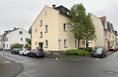 1-2 Familienhaus in ruhiger Seitenstraße im Siegburger Zentrum