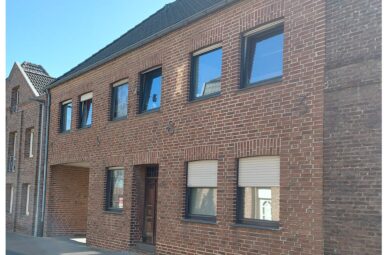 -Provisionsfrei- Vermietetes Reihenmittelhaus mit Erweiterungspotenzial in Straelen