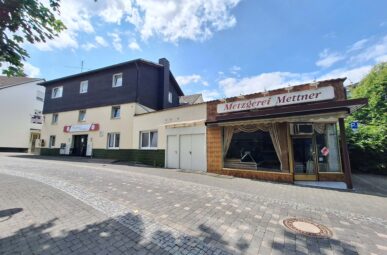 Wohn- und Geschäftshaus mit 4 Einheiten in zentraler Lage von Waldbröl!