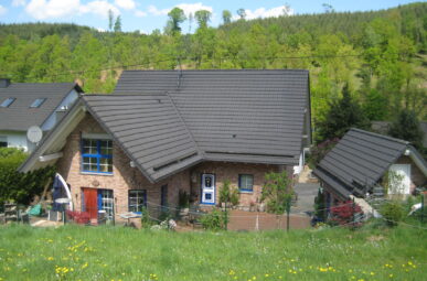 Mehrfamilienhaus mit Potenzial – Ideale Kombination aus Selbstnutzung und Vermietung!
