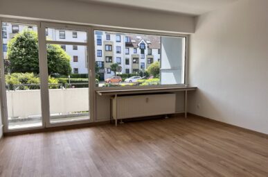 Erdgeschosswohnung im Zentrum von Refrath