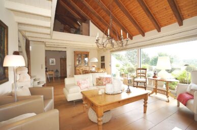 Traumhafte Maisonettewohnung mit ca. 130 m² Wfl./Nfl., Garage und Naturblick in Lev.-Bg.-Neukirchen!