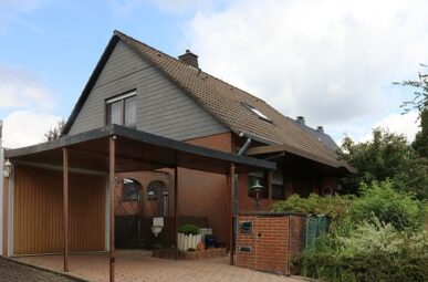 Fröndenberg – Ardey: Freistehendes 1FH mit Extras