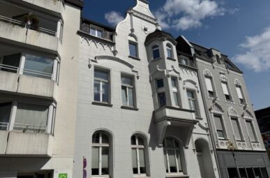 Großzügige 2-Zimmer-Dachgeschosswohnung in MG-Zentrum