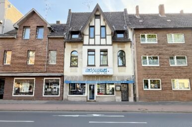 WOHN-/GESCHÄFTSHAUS IN ZENTRALER LAGE VON MEERBUSCH BÜDERICH MIT FREIWERDENDEM LADENLOKAL