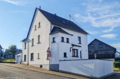 Top-gepflegtes Einfamilienhaus in ruhiger Wohnlage, nähe Anhausen!