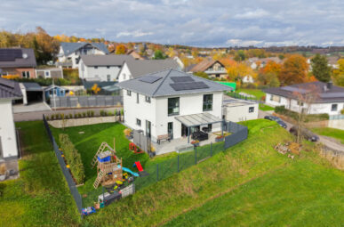 Modernes Einfamilienhaus (KfW-Effizienzhaus 40+) in Morsbach/ Lichtenberg!