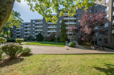 Exklusives Wohngefühl mit Weitblick und direktem Naturzugang am Schmölderpark