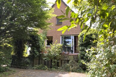 freist. Einfamilienhaus  mit großes Grundstück in bevorzugte Lage von Augustin-Ort