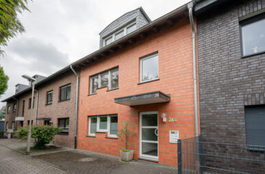 Wohlfühlen leicht gemacht – stilvolle 2-Zimmer-Wohnung mit Balkon in Sonnenlage