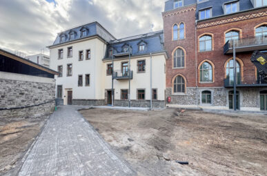 Elegantes Wohnen im historischen Kloster – Stilvolle 2 Zimmerwohnung mit Terrasse!