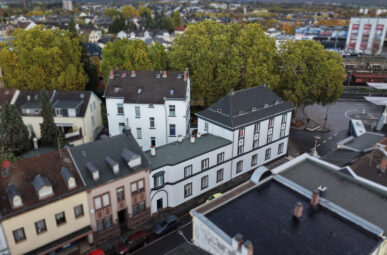Zwei vollvermietete Mehrfamilienhäuser mit 15 Wohneinheiten + Ausbaureserve in Stadtlage von Neuwied!