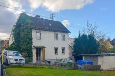 Charmantes Wohnhaus in Ransbach-Baumbach – ideal für eine liebevolle Neugestaltung