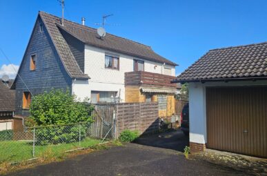 Handwerker aufgepasst! Einfamilienhaus mit Potenzial in ruhiger Lage von Windeck!