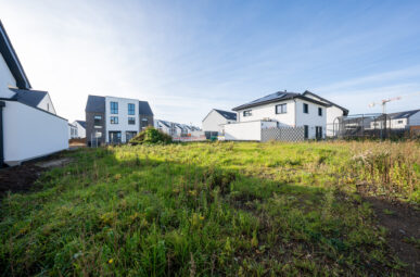 Exklusives Baugrundstück 475 m² – Ihr Traumhaus mit optionalen Bau- und Planunterlagen