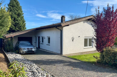 Charmanter 4-Zimmer-Bungalow mit Terrasse & Garage in Top-Wohnlage!