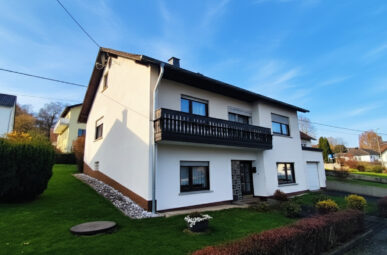 Charmantes Einfamilienhaus in ruhiger Wohnlage von Ebernhahn – mit unverbaubarem Blick