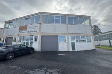 Großzügige Gewerbehalle mit 323 m² Nutzfläche, Büro und Sanitärbereich!