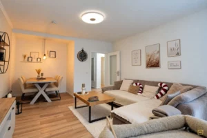 Gepflegte ca. 67m² große 3-Zimmer-Wohnung mit Balkon, Einbauküche und Tageslichtbad