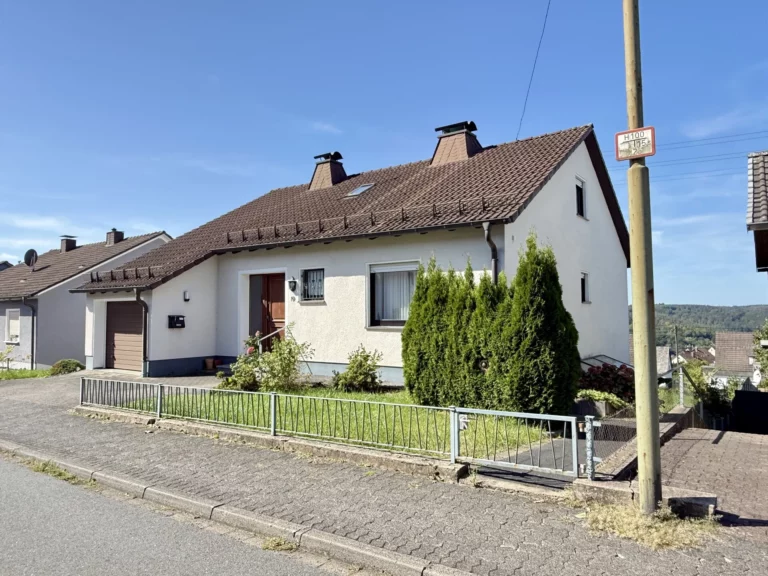 *RESERVIERT* Wohnen mit vielen Möglichkeiten – Einfamilienhaus mit Einliegerwohnung!