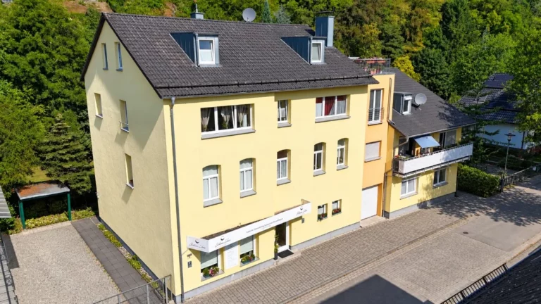 Zwei Mehrfamilienhäuser – Renditestarkes Gesamtpaket – mit Weitblick in Engelskirchen Ründeroth