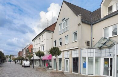 Großzügiges Ladenlokal in frequentierter Lage von Arnsberg-Neheim zu vermieten